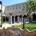 222 Via Dei Tribunali